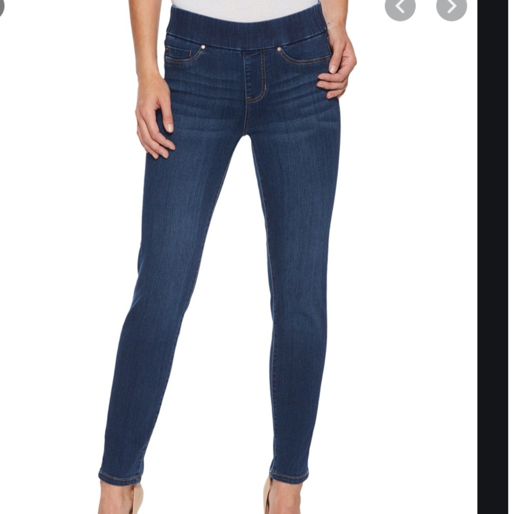 NWT Liverpool Meridith Pull-on Slim Ankle Jeans